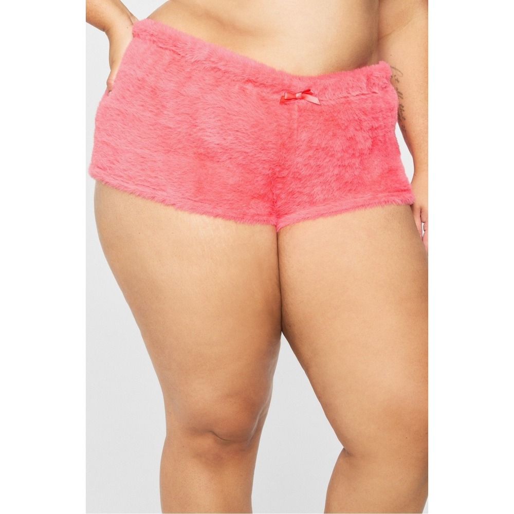 NWOT Women's‎ Fabletics Fuzz Me Lounge Shorts Red-Emption Plus 4X (40" X 1.5")